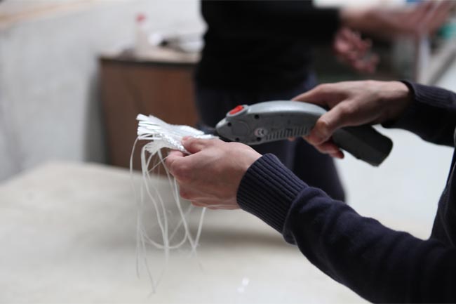 專用電動(dòng)剪刀裁剪玻纖